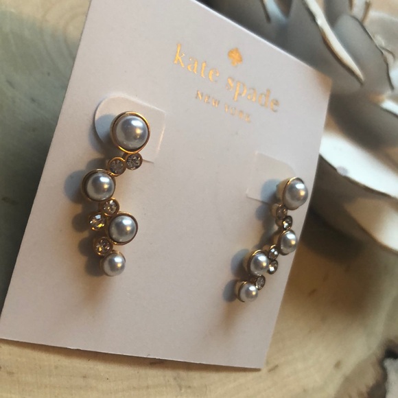 NWT KATE SPADE PEARL AND GOLD DANGLE EARRINGS!! - Picture 3 of 4